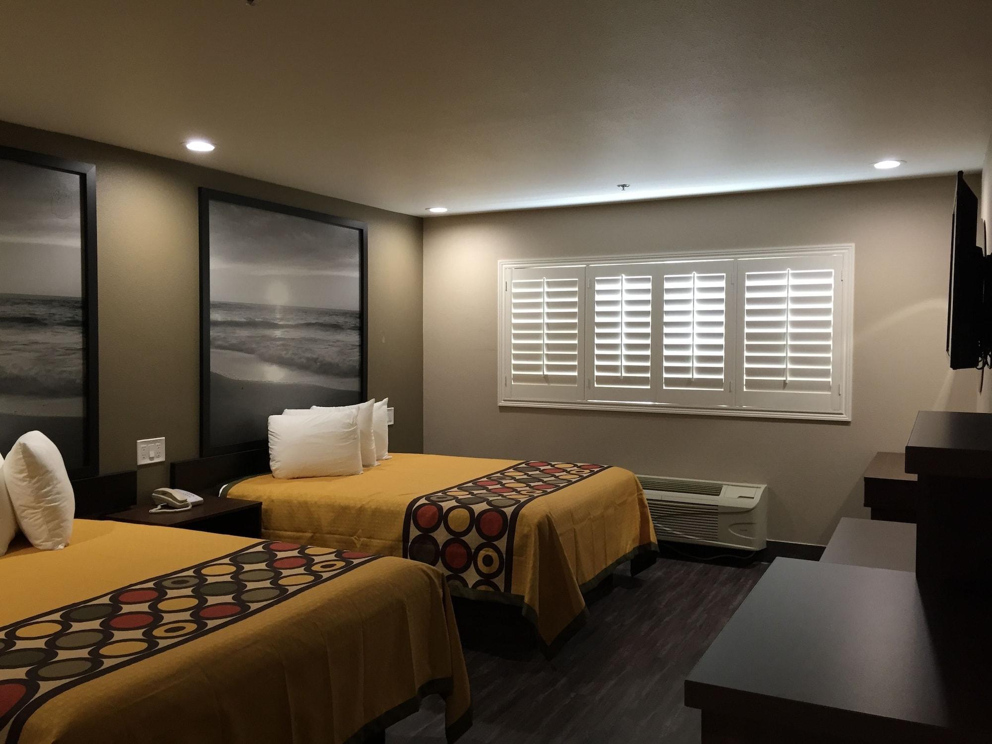 Super 8 By Wyndham National City Chula Vista Exterior photo