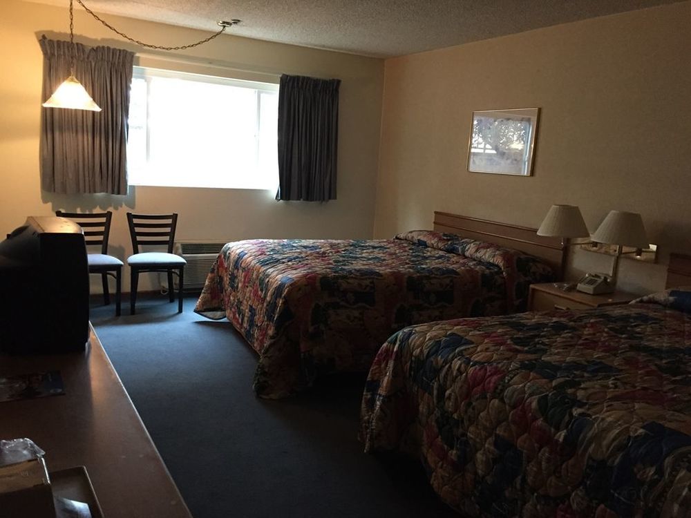 Super 8 By Wyndham National City Chula Vista Room photo