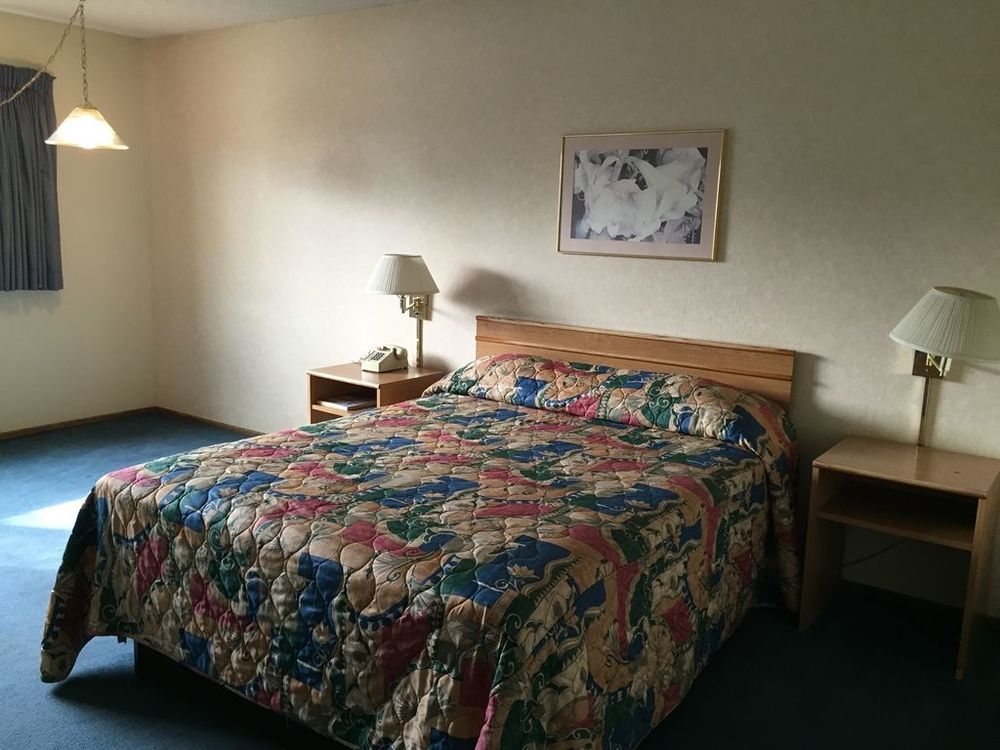 Super 8 By Wyndham National City Chula Vista Room photo
